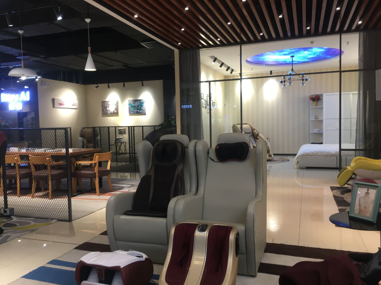 上海荣泰工厂直营店义乌万达店招聘啦联系电话