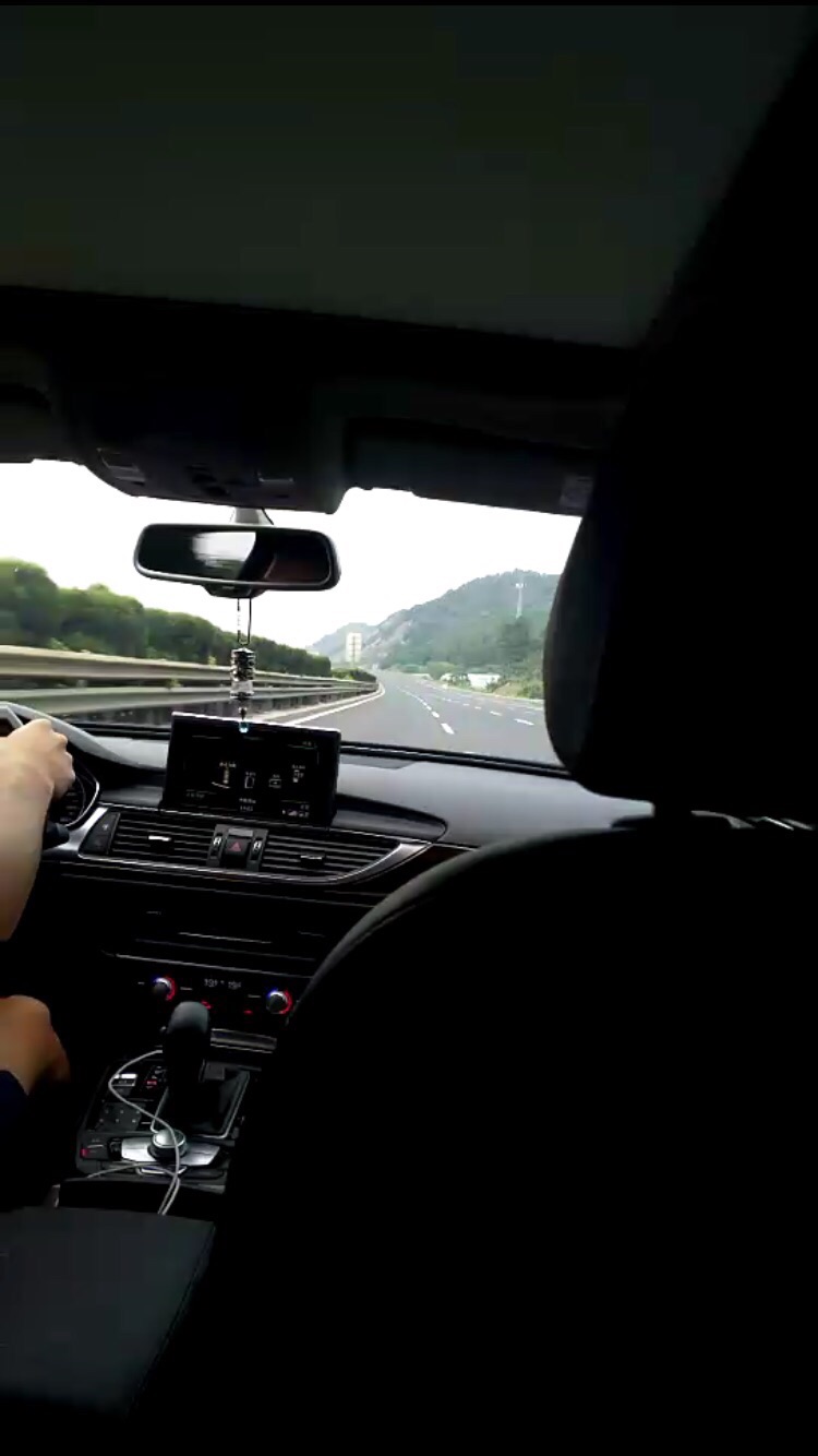 回上海一个人开车,到了.困累热饿,火炉一样比义乌还热